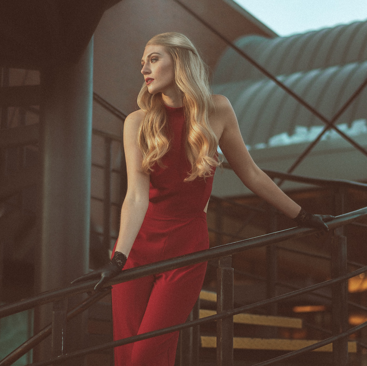 ELEGANCE · Portrait